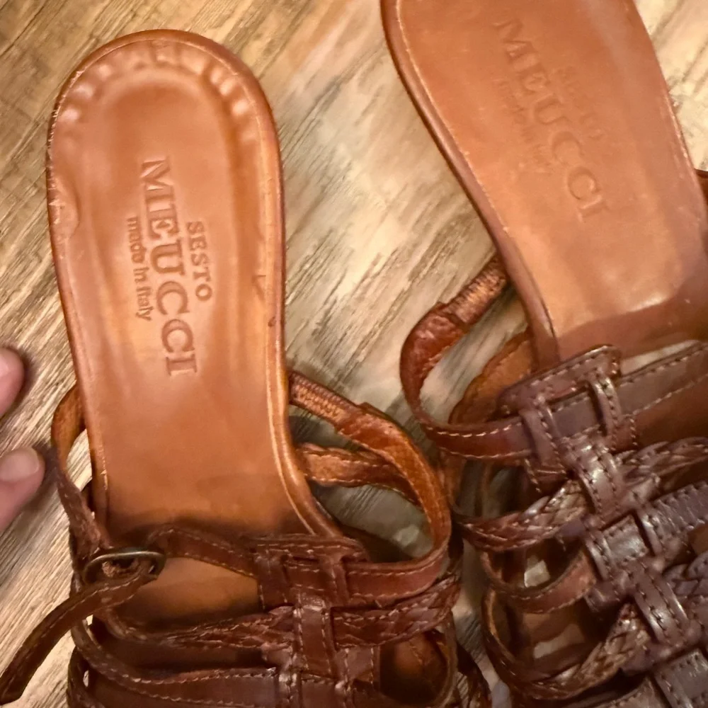Sesto Meucci Brown Leather Sandals with Moccasin Stitching and Slip-On Design